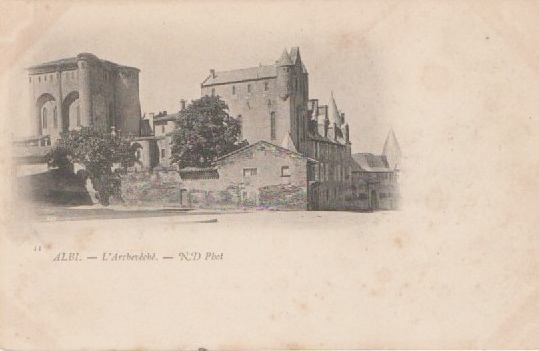 carte postale Albi, l'archevêché, vers 1900